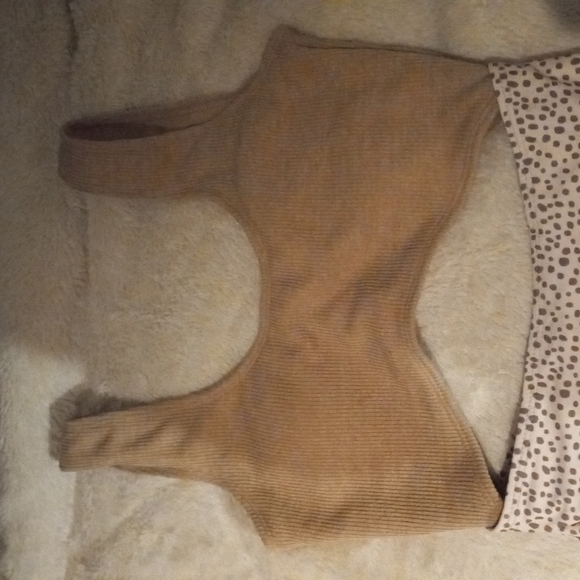 Cut Out One Piece Swimsuit - SHEIN - Picture 2 of 5